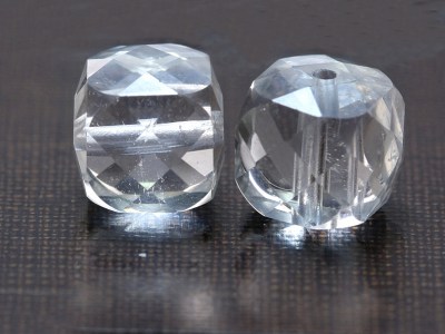 Горный хрусталь кубик 8.3 мм. За 1 шт. НК341А
